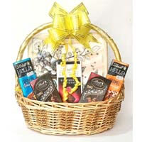 Lindt Chocolate Gift Basket with Dry Fruit Gift Hamper