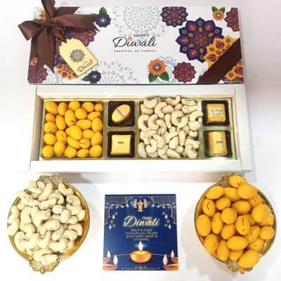 Dry Fruit Chocolate Combo Gift ST1009X9C
