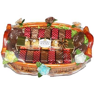 Ferrero Rocher Chocolate Dry Fruits Cookies Gift Basket FRCDFGBS