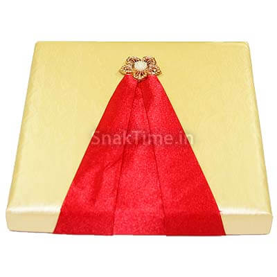 Golden Red Star Dry Fruit Gift Box ST1488X8