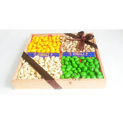 Happy Diwali Gift Hamper with Dry Fruit and Chocolate Bar V6001