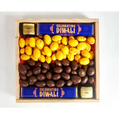 Happy Diwali Hamper with Dry Fruit and Chocolate Bar V6002