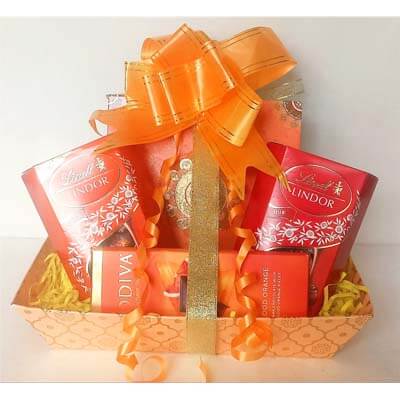 New Year Dry Fruit And Chocolate Gift Basket GBL181